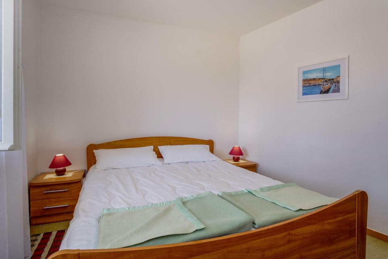 Apartamento Sheshe Mali Lošinj Exterior foto