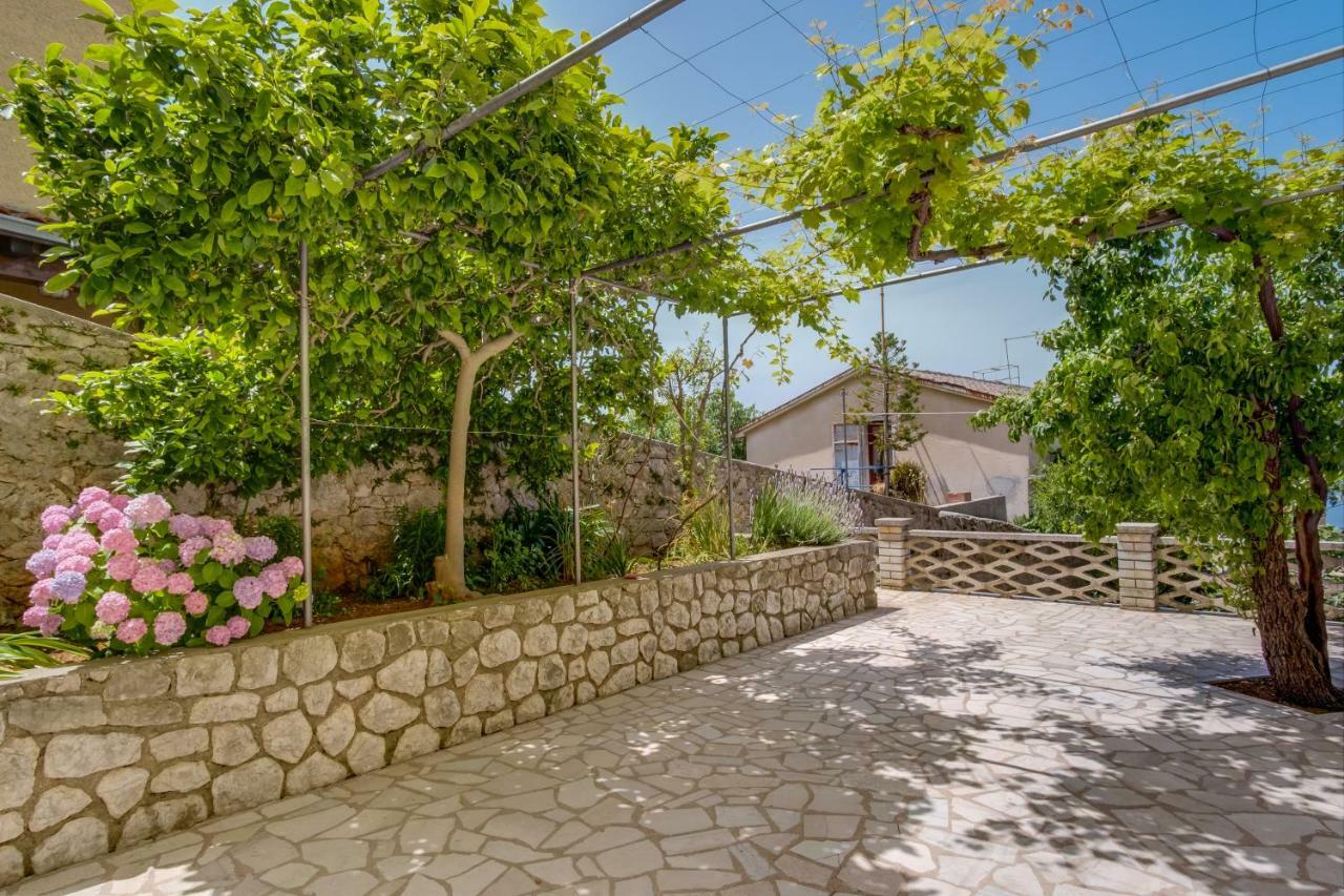 Apartamento Sheshe Mali Lošinj Exterior foto
